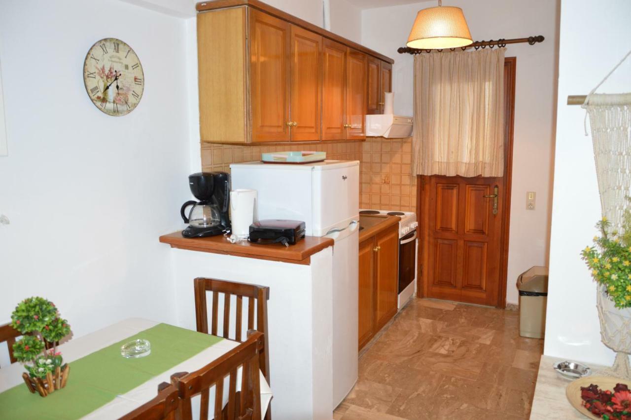 Maria Parameriti Apartments Порос Екстер'єр фото